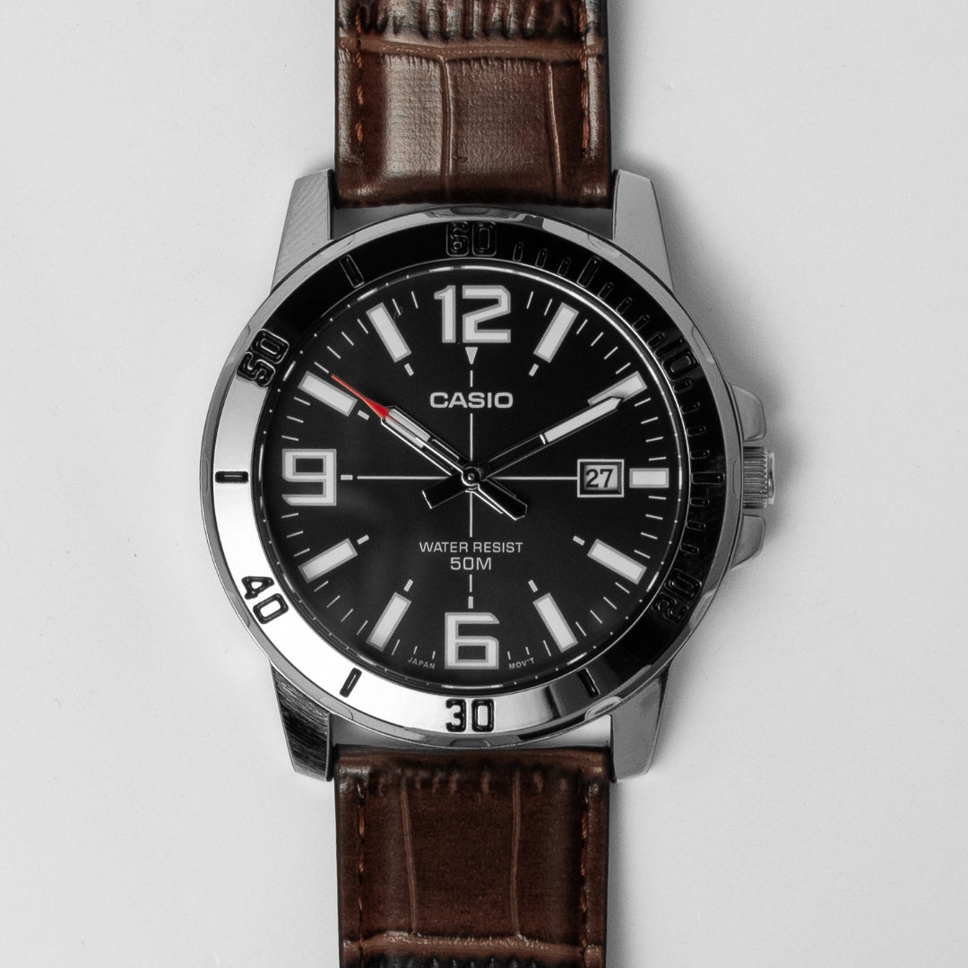 Casio Men’s Black Dial Leather Watch MTP-VD01L-1BV – Date Display, 50M Water Resistance