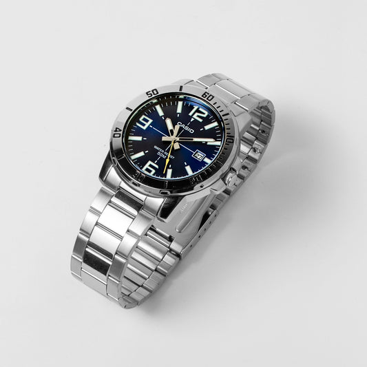 Casio Men’s Blue Dial Stainless Steel Watch MTP-VD01D-2BVUDF – Bold Everyday Timepiece