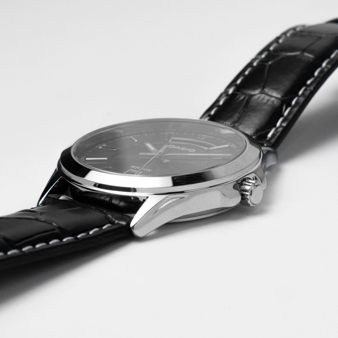 Casio Men’s Leather Strap Day-Date Watch MTP-1381L-1A – Best Seller Classic Style