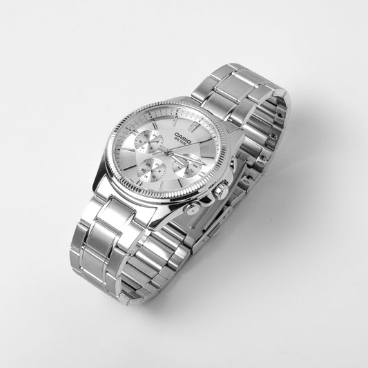 Casio Men’s Stainless Steel Multifunction Watch MTP-1375D-7A – Elegant Utility