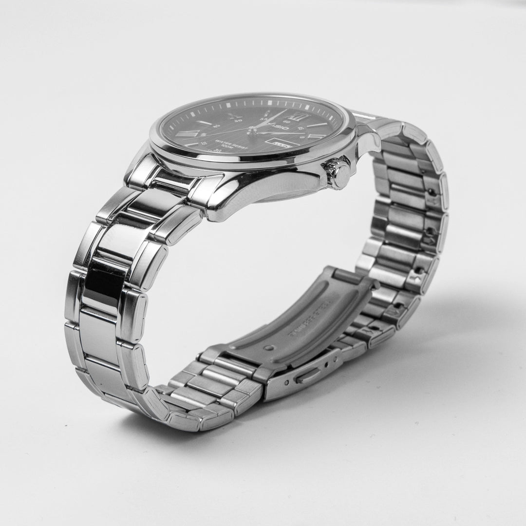 Casio Men’s Stainless Steel Watch MTP-1384D-1A – Classic Everyday Elegance